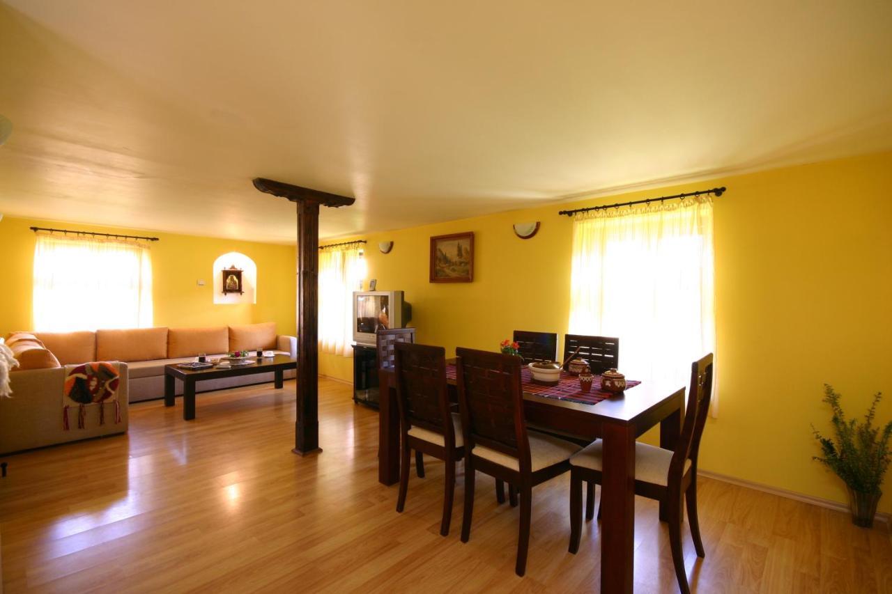Private 4Br-2Ba Guest House Dryanovo With Pool And Free Parking Kültér fotó